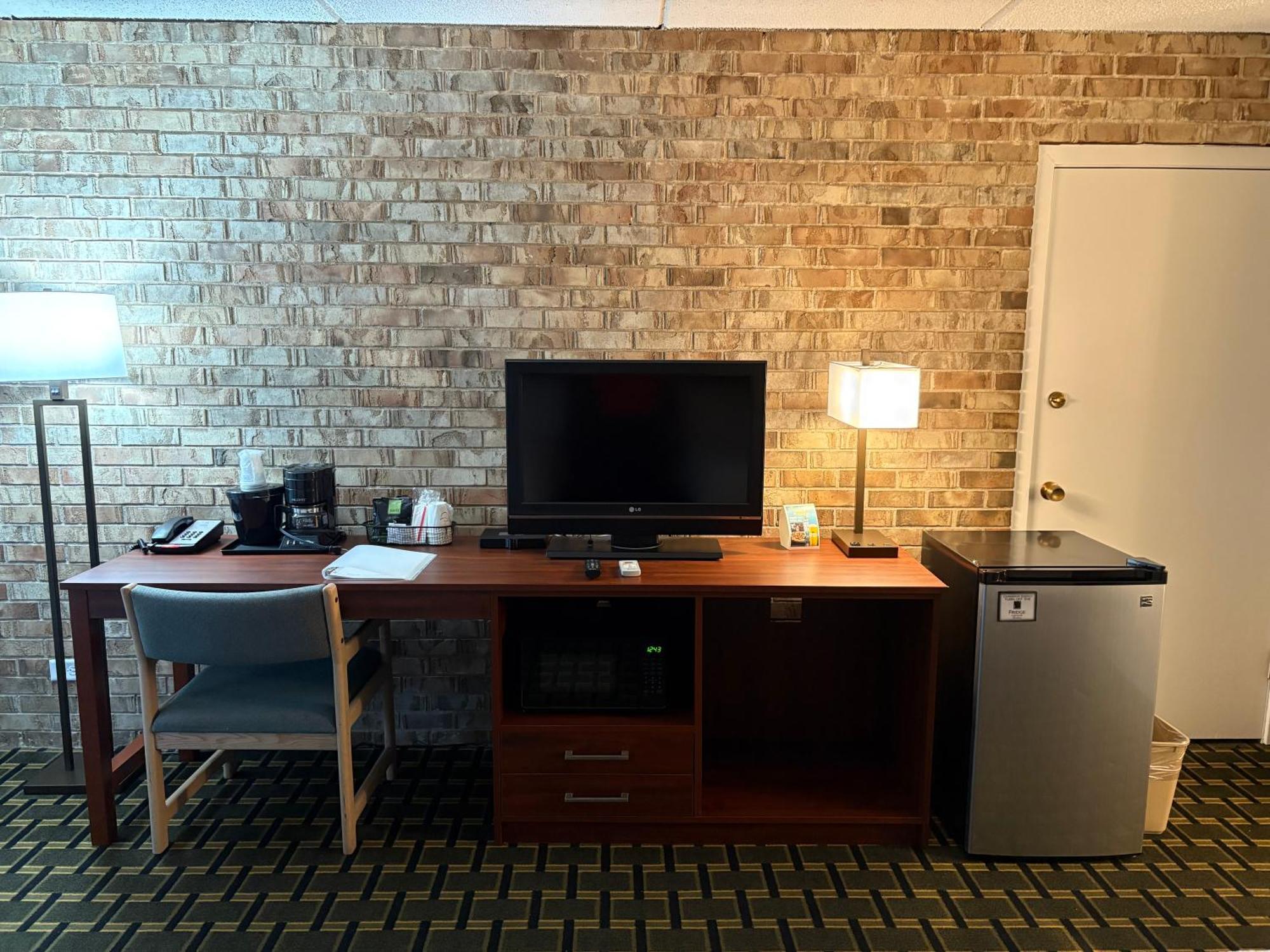 The Hudson Inn Morris Room photo